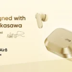 Realme Buds Air 8 wireless earbuds in Gold color