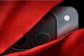 iQOO Neo12 185Hz Screen